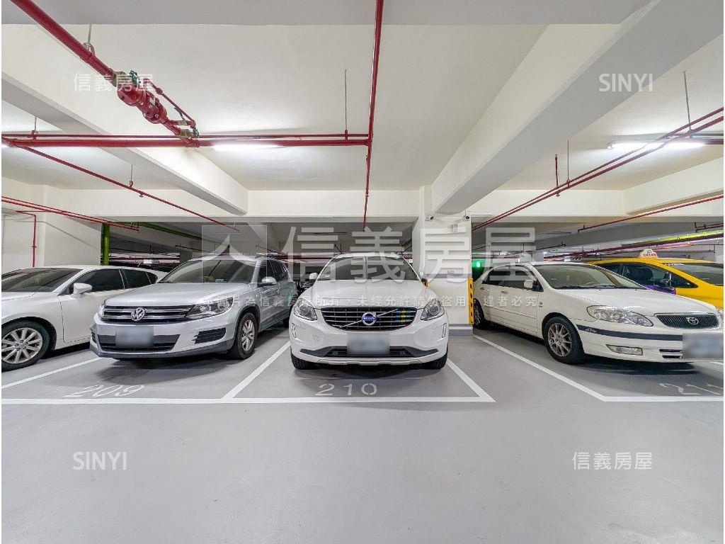 新潤青峰邊間方正兩房房屋室內格局與周邊環境