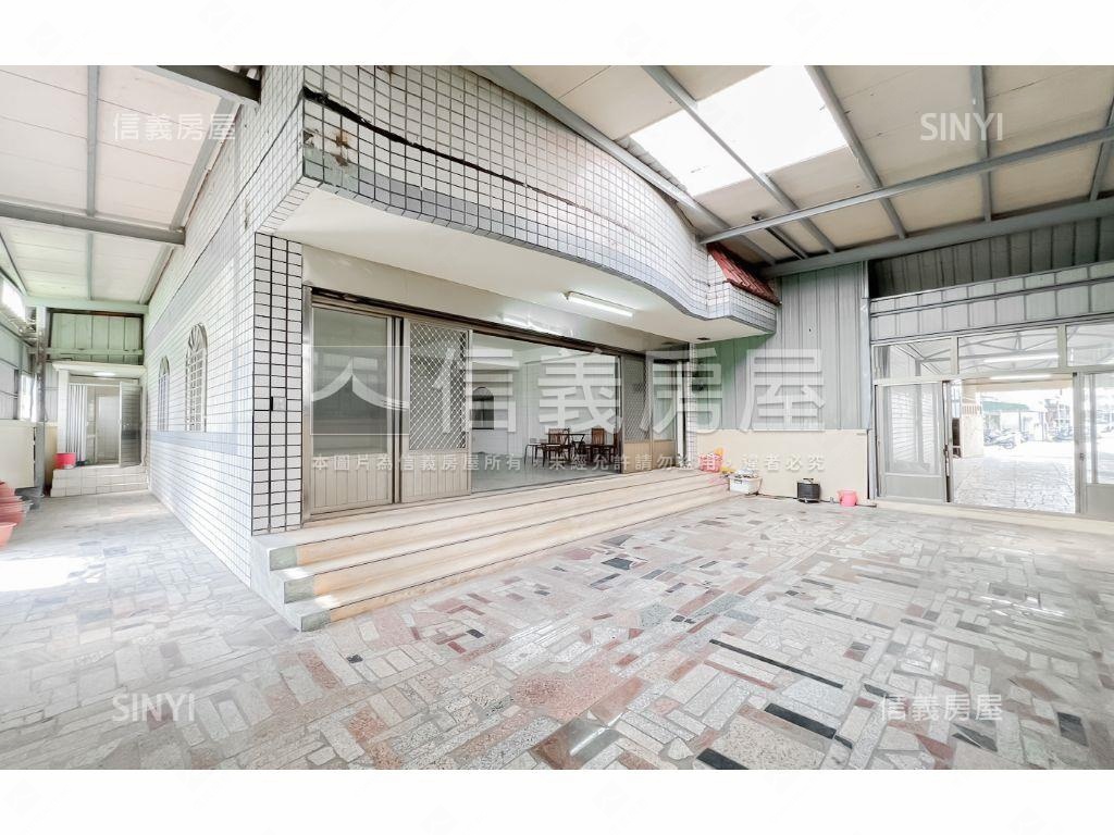適辦公倉儲臨路透天近鬧區房屋室內格局與周邊環境