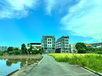 近高鐵綠景邊間電梯透天