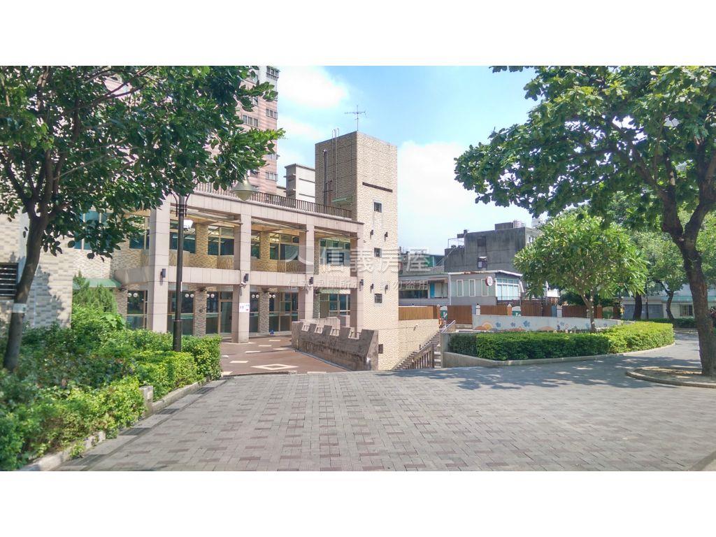 心心相印西盛金店面房屋室內格局與周邊環境