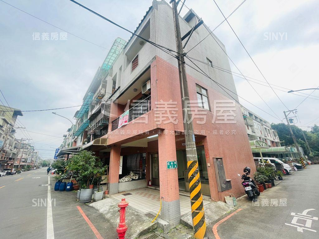 近美商公司臨路店面透天房屋室內格局與周邊環境