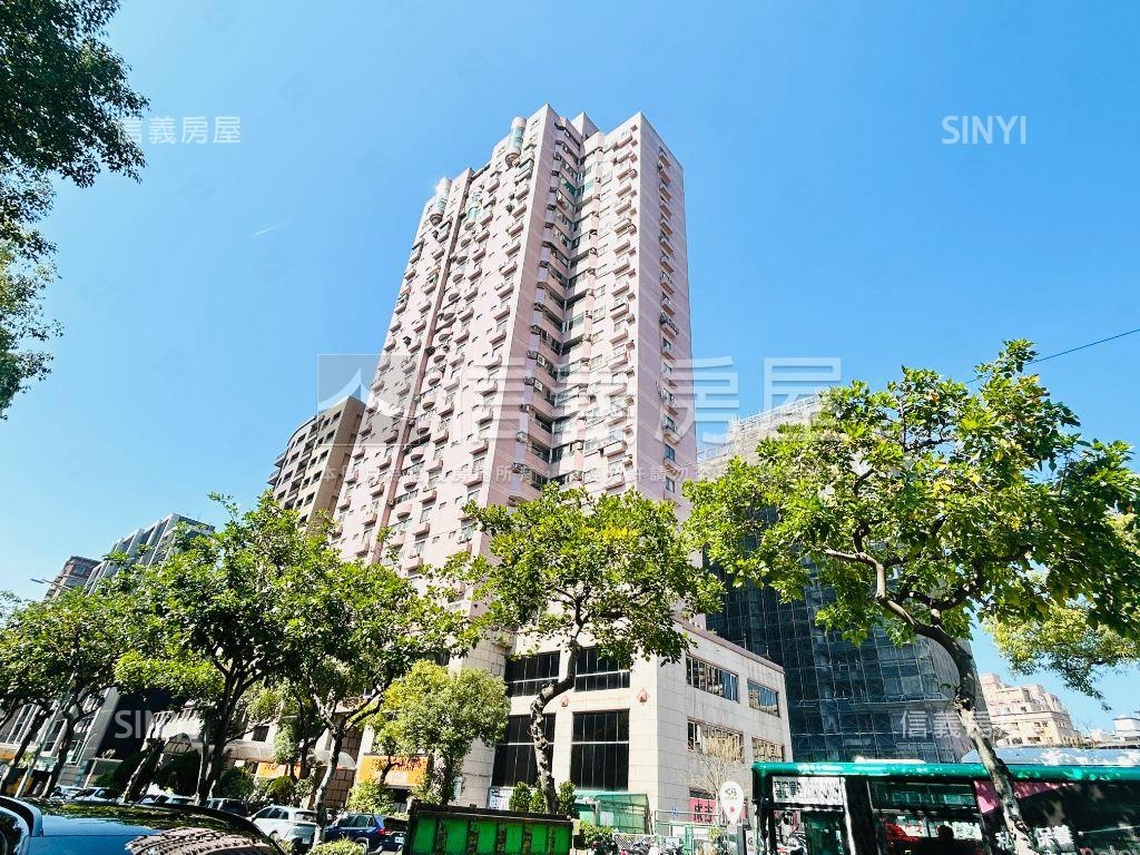 超躍巔峰雙捷運明亮兩房房屋室內格局與周邊環境