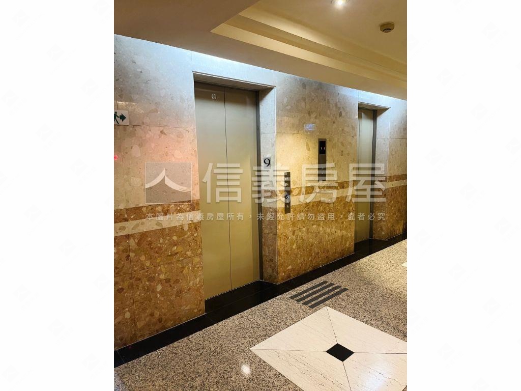 超躍巔峰雙捷運明亮兩房房屋室內格局與周邊環境