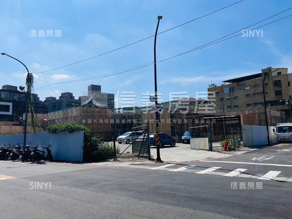 丹鳳捷運站旁透天店面房屋室內格局與周邊環境
