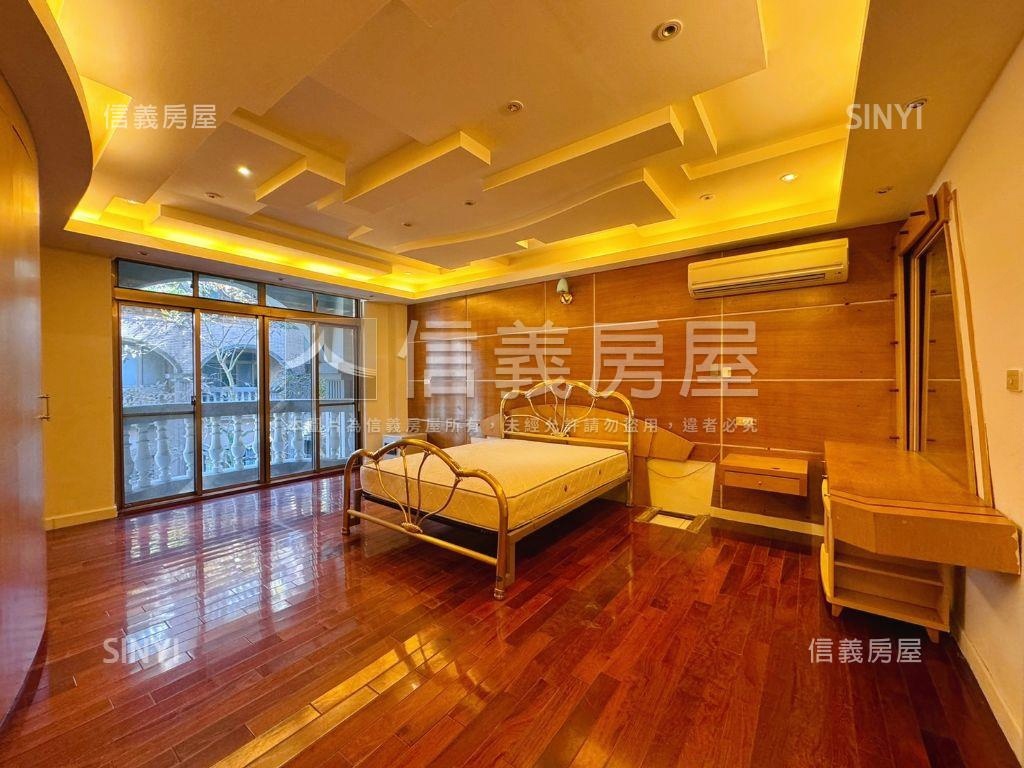 ⭐瓏山林美妝邊間下疊⭐房屋室內格局與周邊環境
