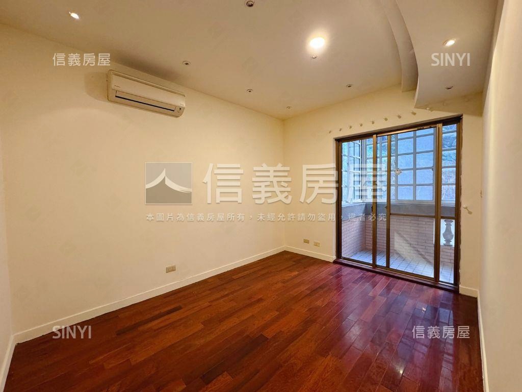 ⭐瓏山林美妝邊間下疊⭐房屋室內格局與周邊環境
