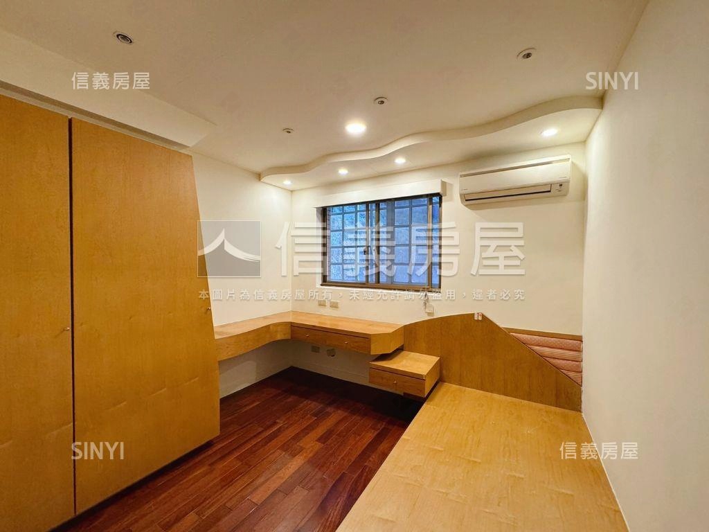⭐瓏山林美妝邊間下疊⭐房屋室內格局與周邊環境
