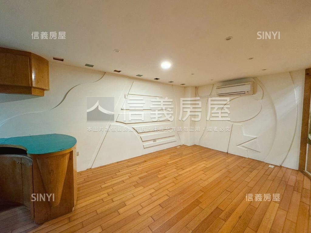 ⭐瓏山林美妝邊間下疊⭐房屋室內格局與周邊環境