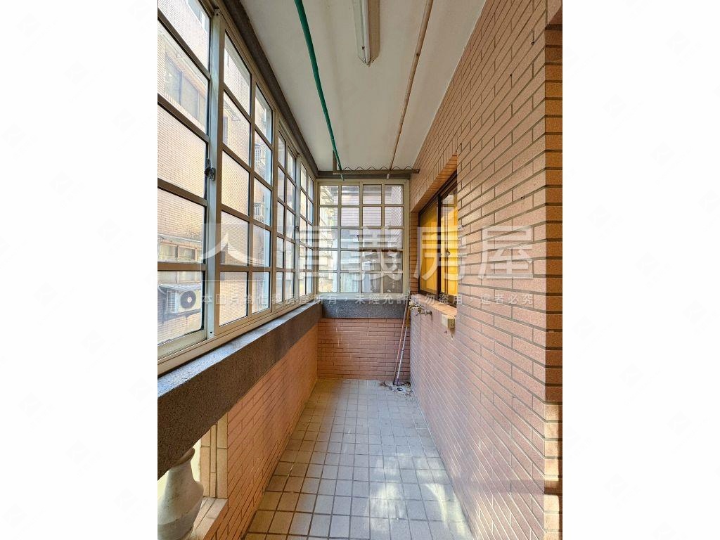 ⭐瓏山林美妝邊間下疊⭐房屋室內格局與周邊環境