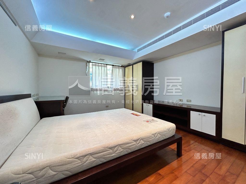 稀有樹海景觀電梯帶車位房屋室內格局與周邊環境