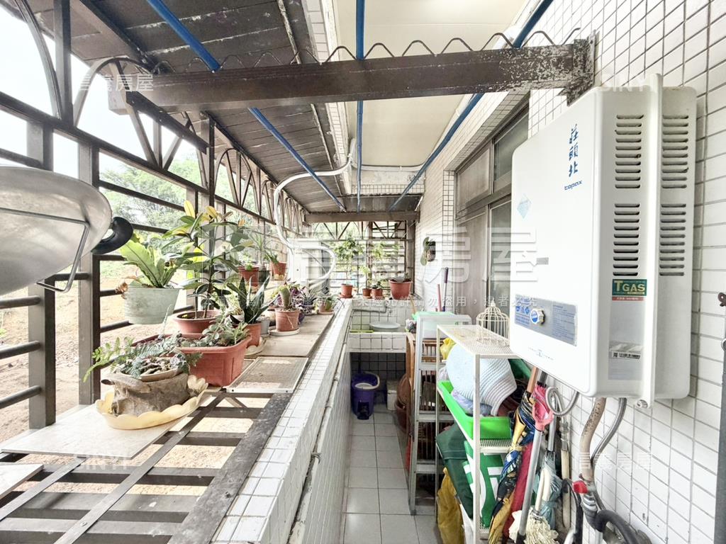後山埤．玉成公園邊間美寓房屋室內格局與周邊環境