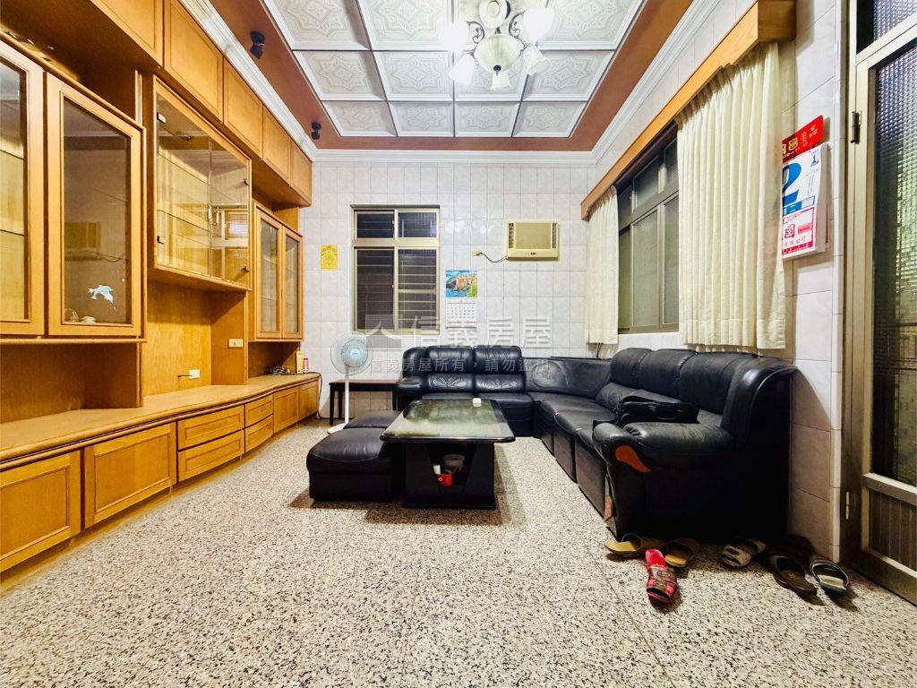 近美術館透天房屋室內格局與周邊環境