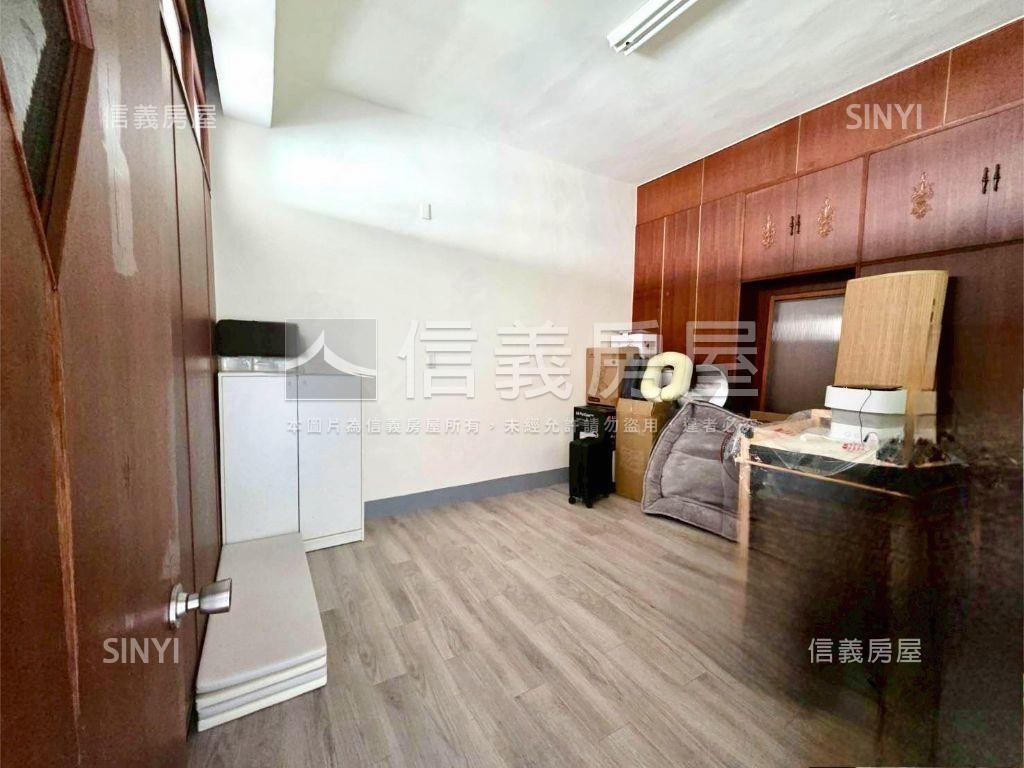 自立正路騎樓透天金店房屋室內格局與周邊環境