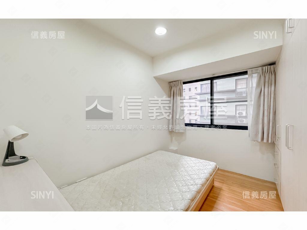 輕鬆入住七期蛋黃區交響曲房屋室內格局與周邊環境