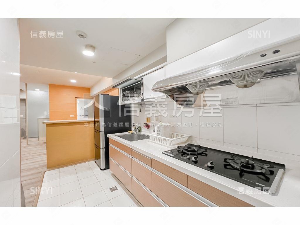 輕鬆入住七期蛋黃區交響曲房屋室內格局與周邊環境