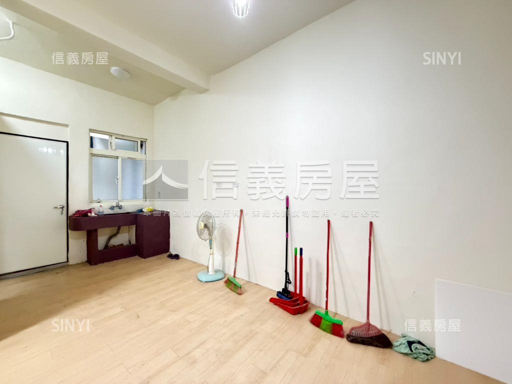 龜山小資成家透天房屋室內格局與周邊環境