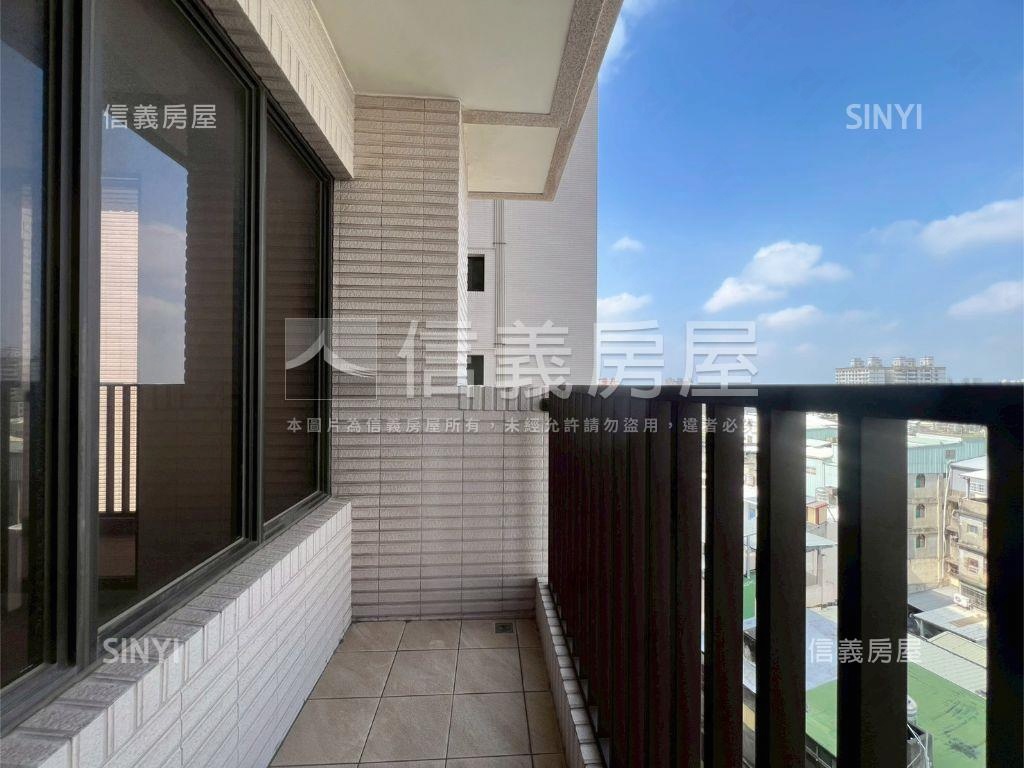 專簽！信義之璽雙車精品宅房屋室內格局與周邊環境