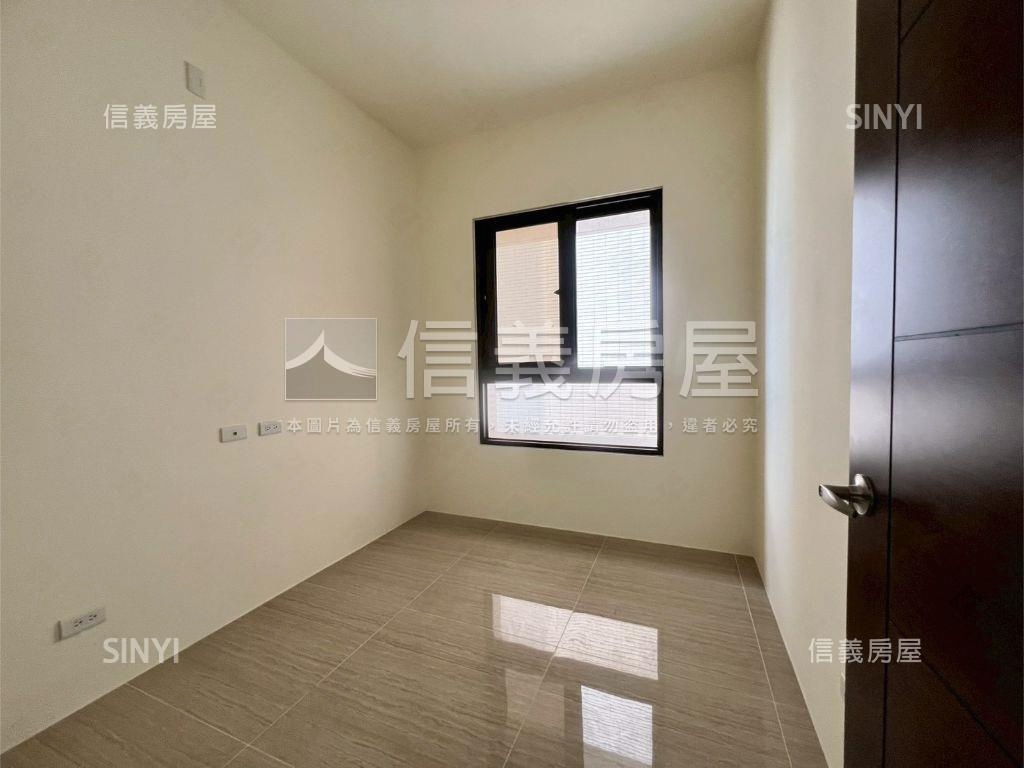 專簽！信義之璽雙車精品宅房屋室內格局與周邊環境