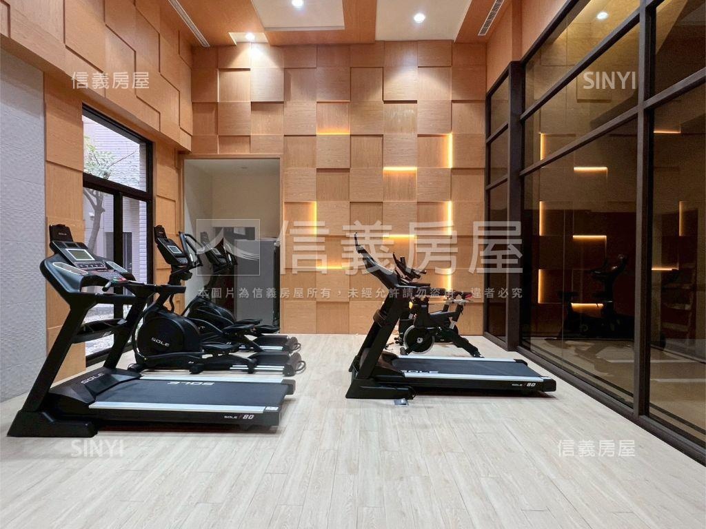 專簽！信義之璽雙車精品宅房屋室內格局與周邊環境