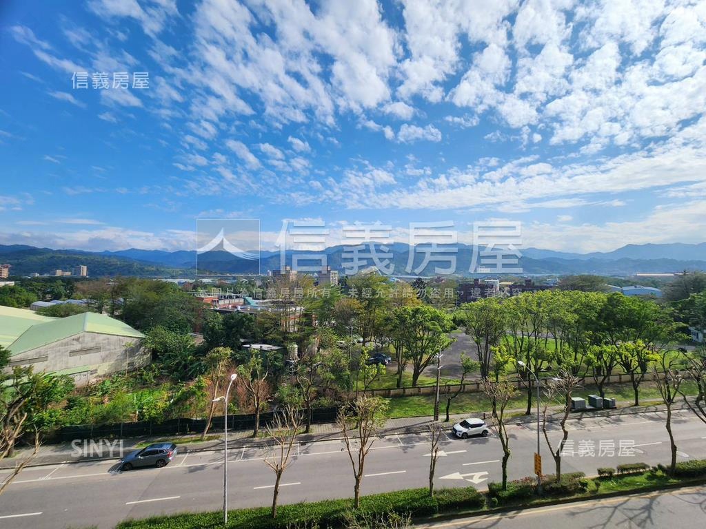 寬闊景觀夏卡爾三房房屋室內格局與周邊環境