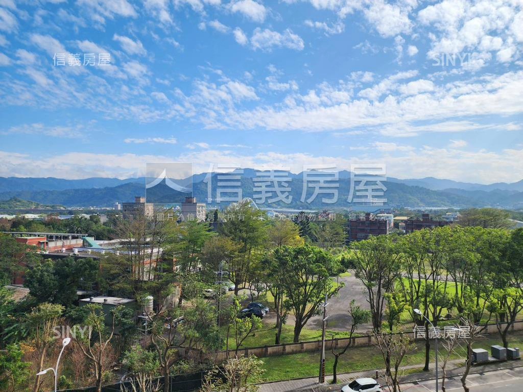 寬闊景觀夏卡爾三房房屋室內格局與周邊環境