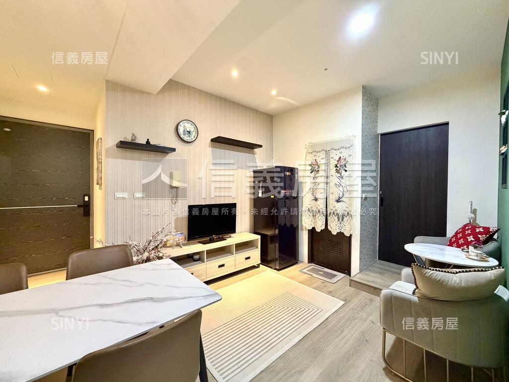 山水晶棧‧溫馨美兩房車位房屋室內格局與周邊環境