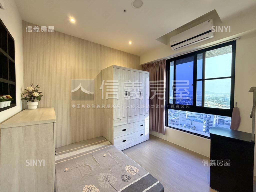 山水晶棧‧溫馨美兩房車位房屋室內格局與周邊環境