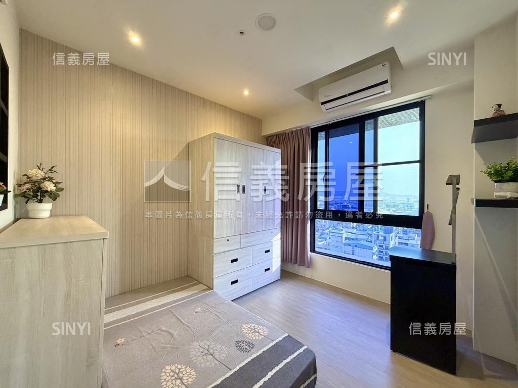 山水晶棧‧溫馨美兩房車位房屋室內格局與周邊環境