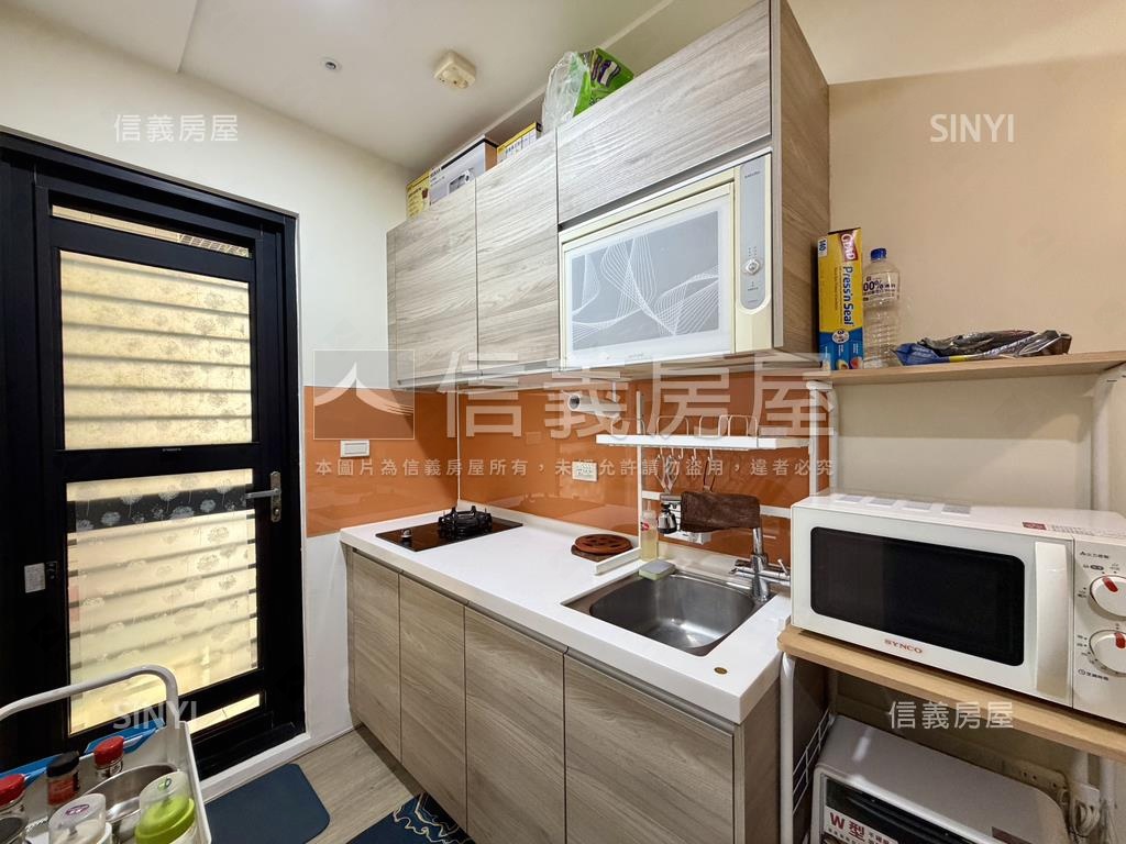 山水晶棧‧溫馨美兩房車位房屋室內格局與周邊環境