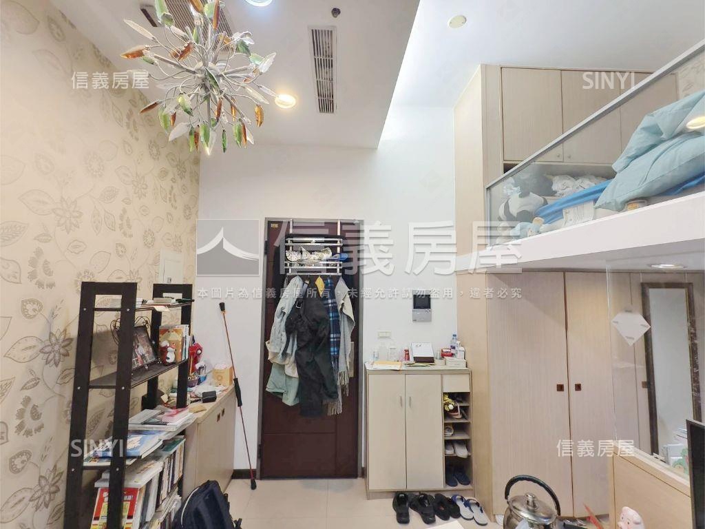 超級Ｆ１空間視野佳房屋室內格局與周邊環境