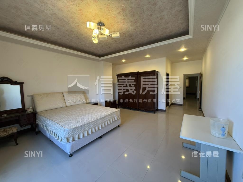 東區約十米面寬透天房屋室內格局與周邊環境