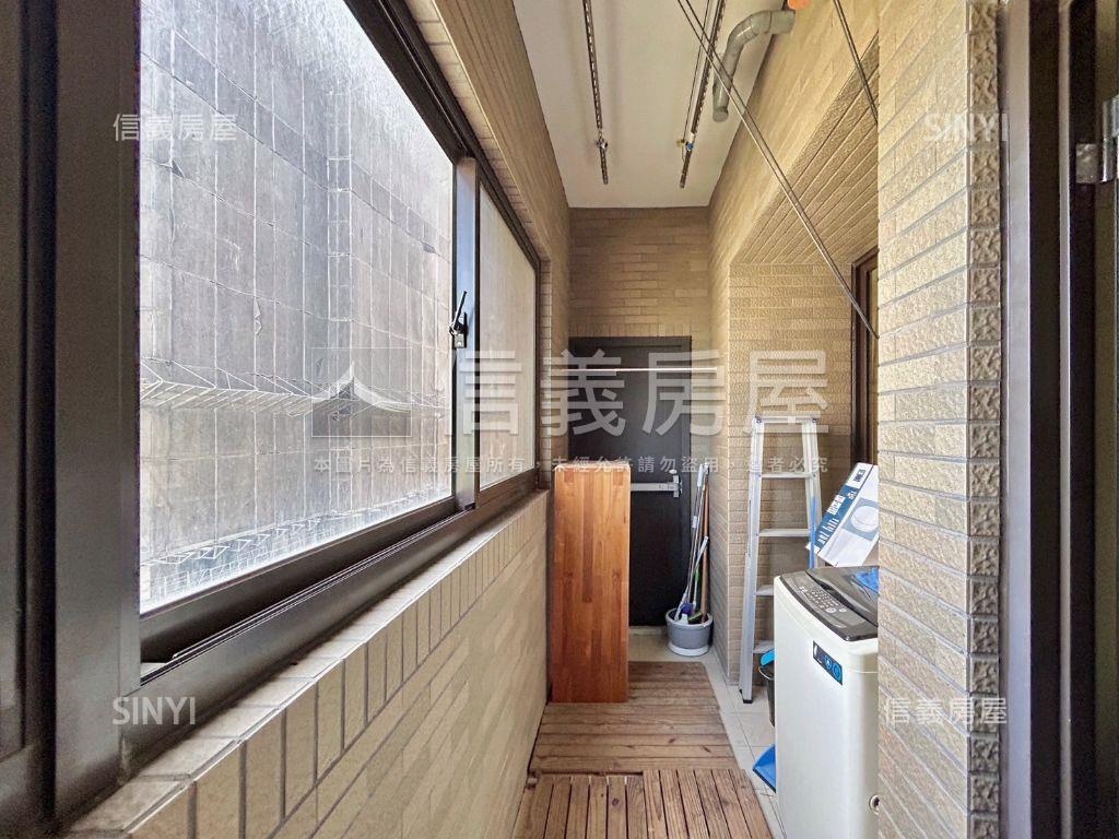 高鐵特區近文興國中美三房房屋室內格局與周邊環境