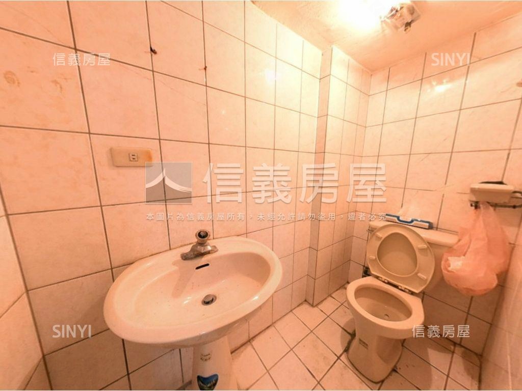專任大里塗城收租置產透店房屋室內格局與周邊環境