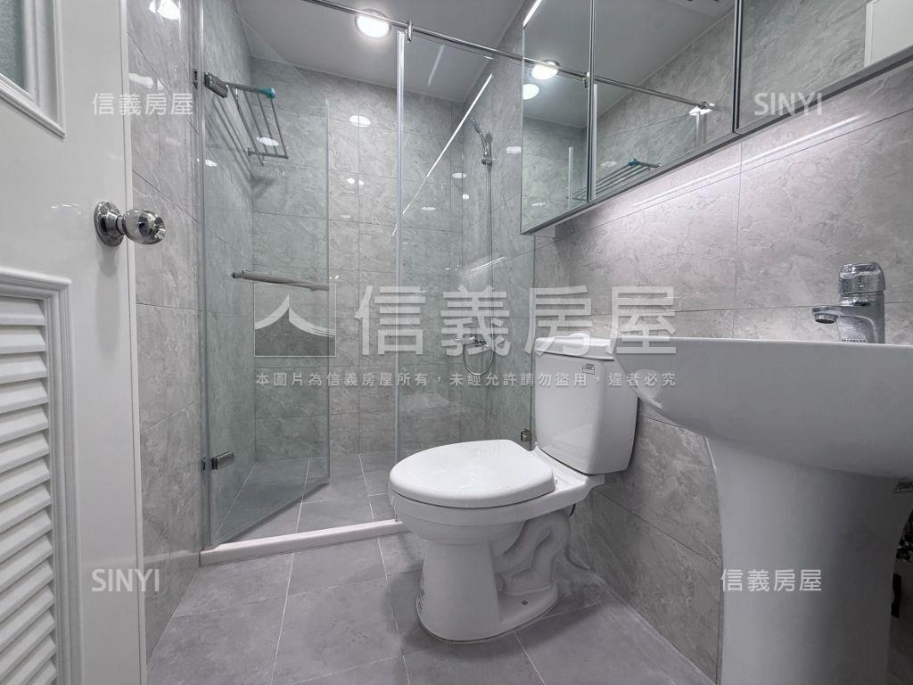 景華街公寓２Ｆ裝潢美屋房屋室內格局與周邊環境