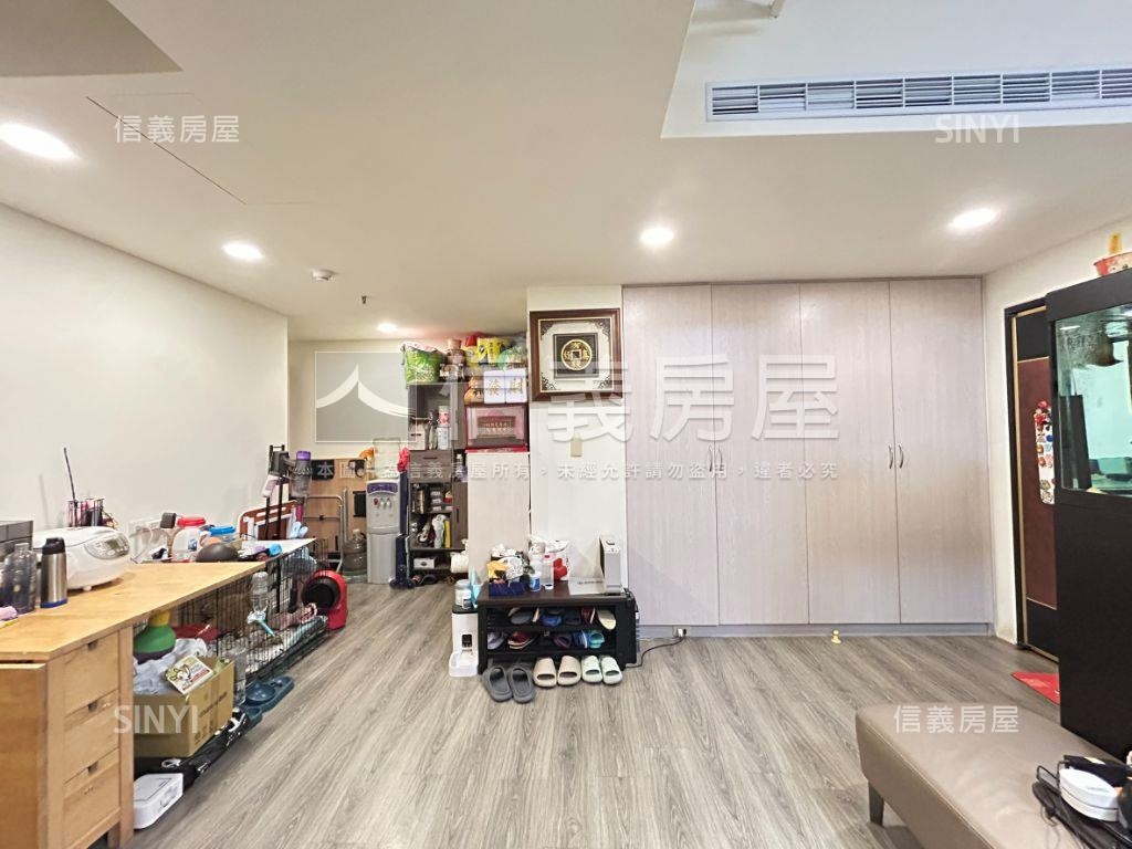 麗池高樓視野裝潢四房平車房屋室內格局與周邊環境