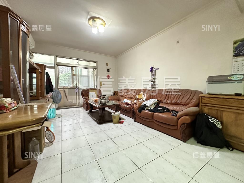 國泰標格３樓美寓房屋室內格局與周邊環境