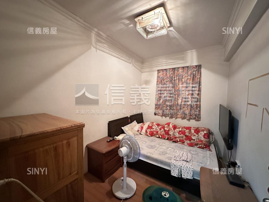 國泰標格３樓美寓房屋室內格局與周邊環境