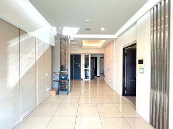 寓上逢甲朝南視野三房車位