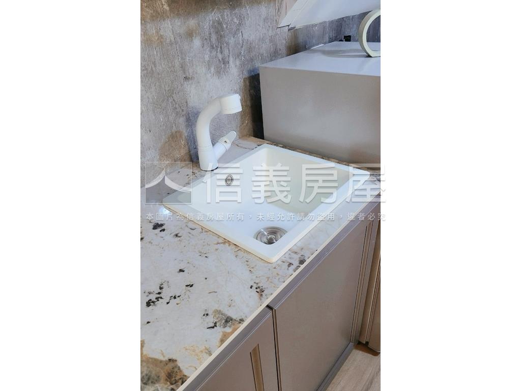 一中生活圈收租美寓房屋室內格局與周邊環境