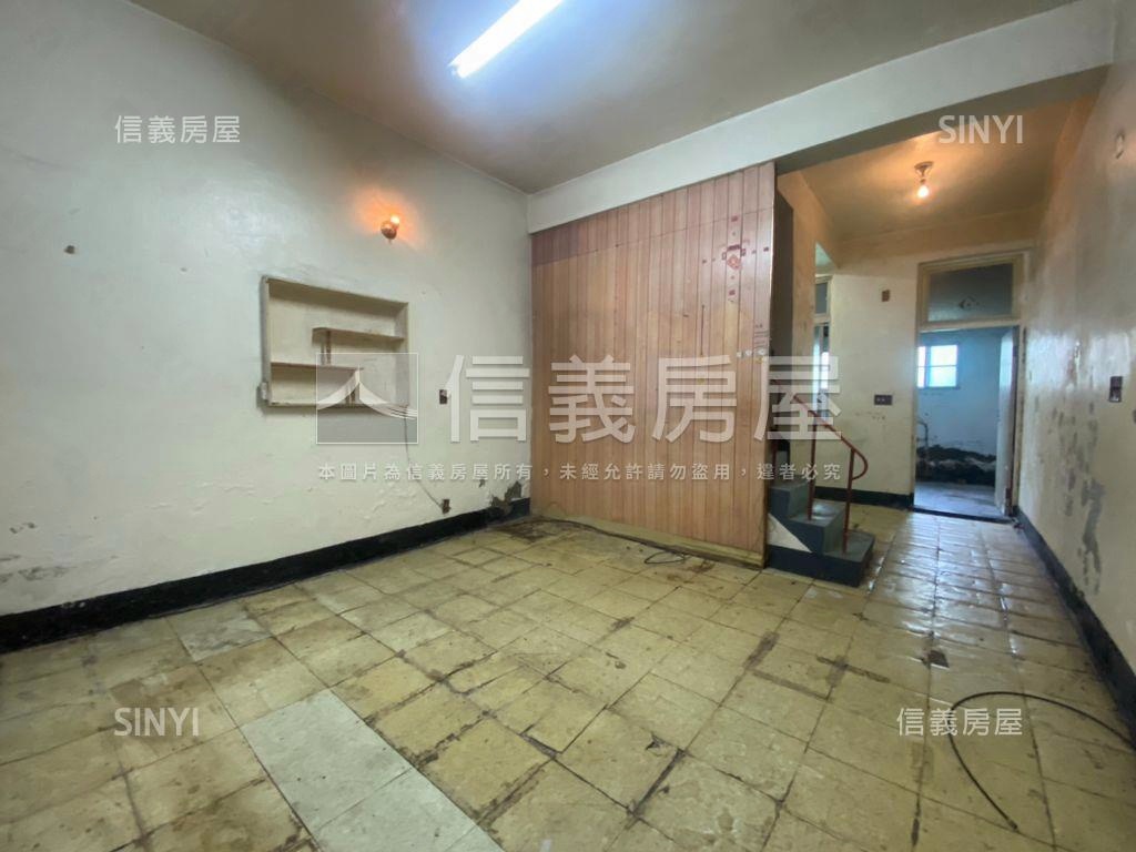 【復興學區】復古透天房屋室內格局與周邊環境