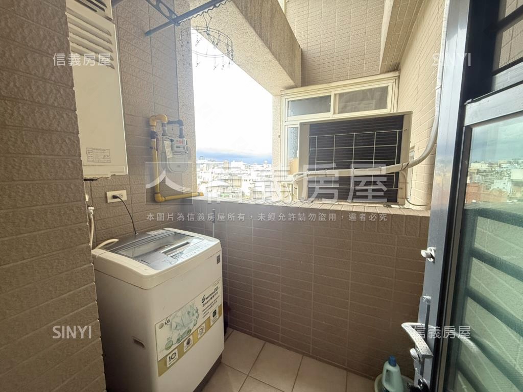 遠百誠品視野２房房屋室內格局與周邊環境