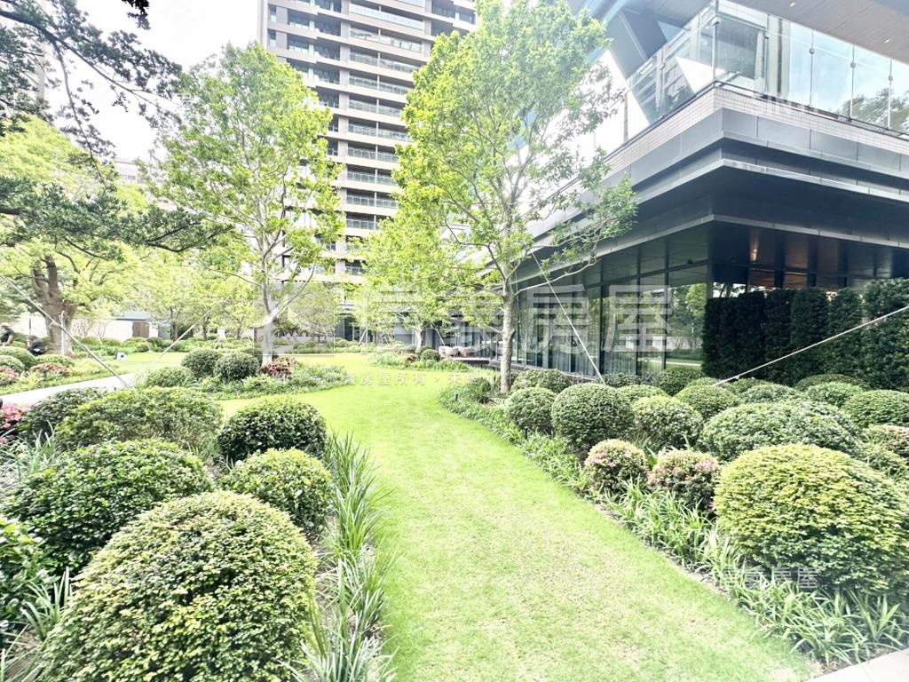 寶輝世紀莊園高樓視野房屋室內格局與周邊環境