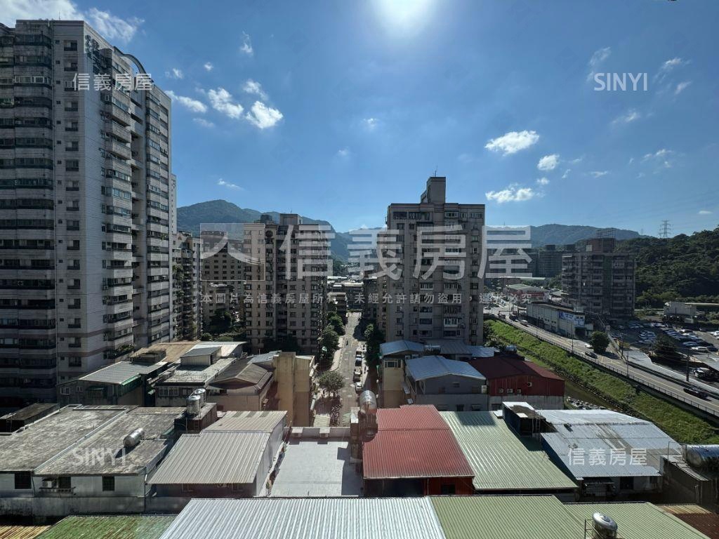 汐科車站旁新幹線高樓三房房屋室內格局與周邊環境