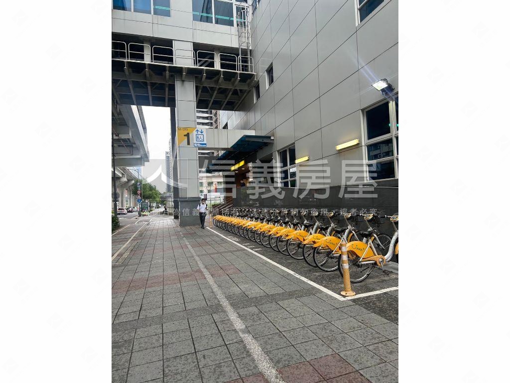 青安幸福長壽捷運三房房屋室內格局與周邊環境