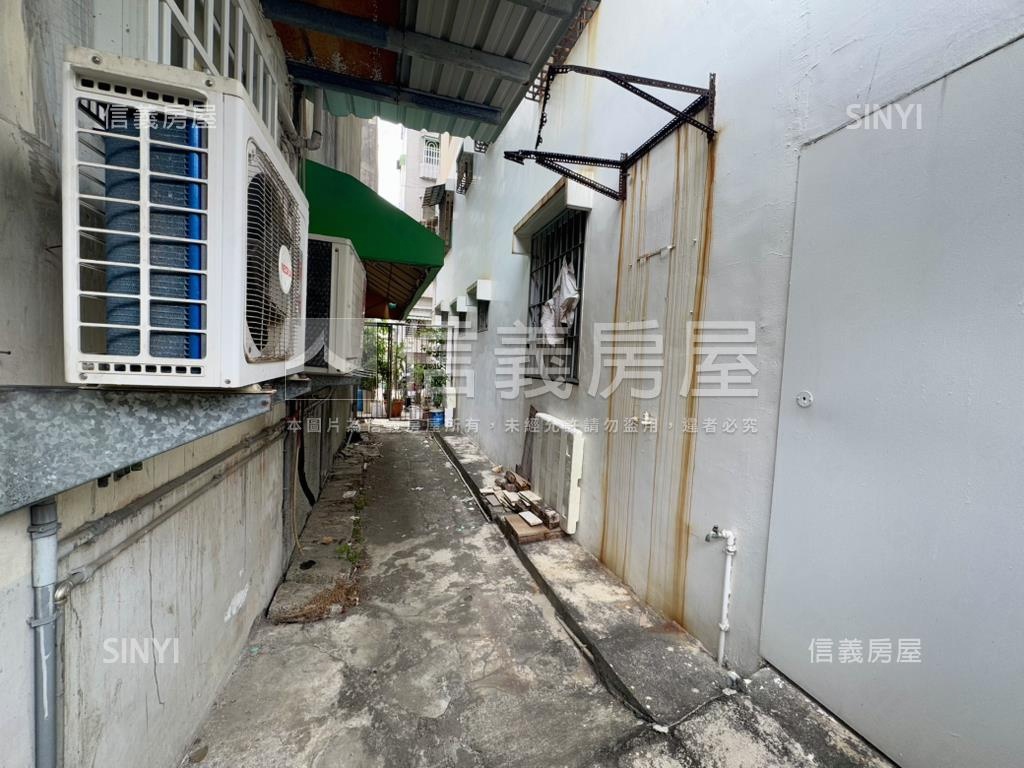 近市府美巷道面寬公寓一樓房屋室內格局與周邊環境