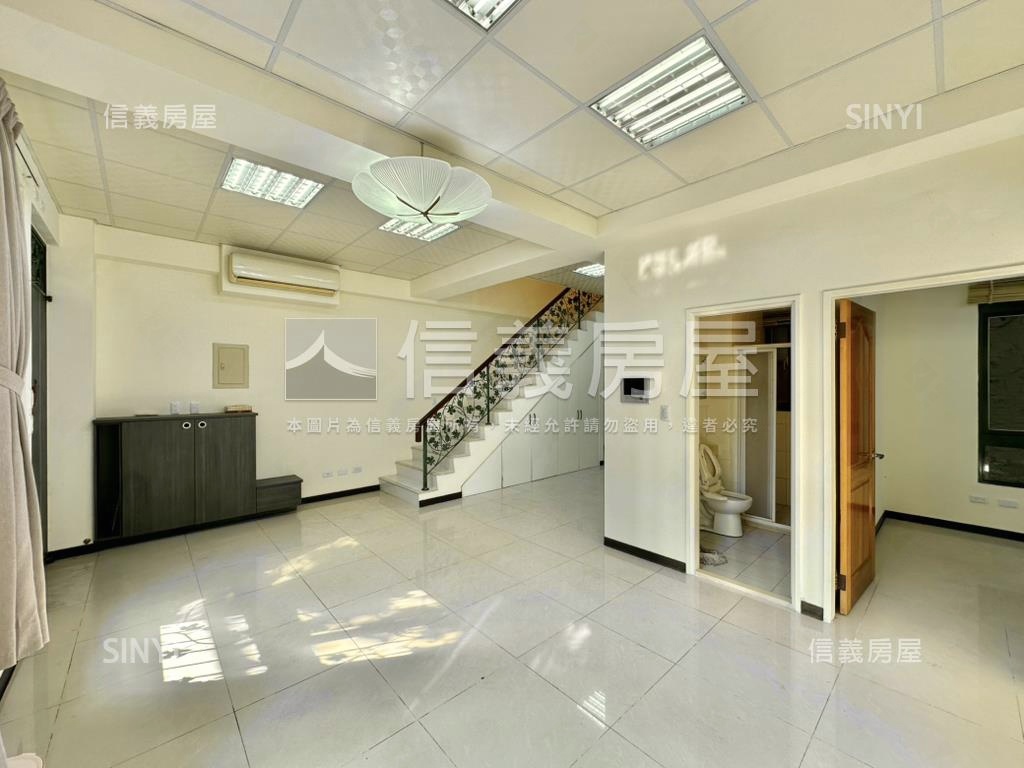 烏日裕國豐田９米面寬店面房屋室內格局與周邊環境