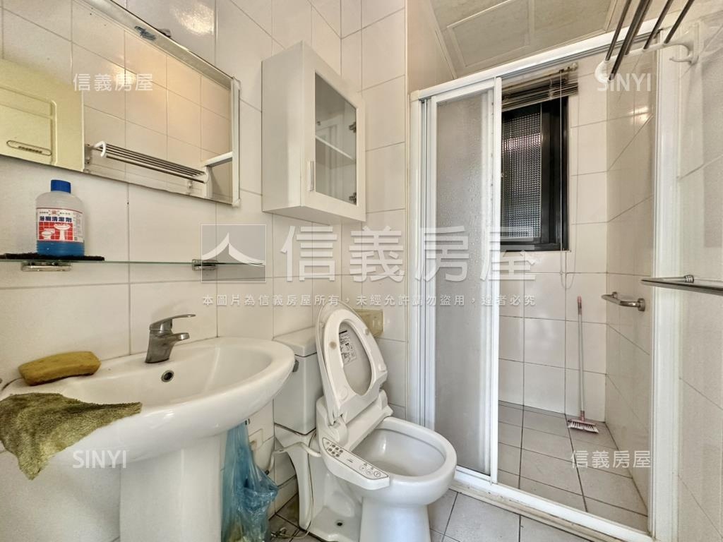 烏日裕國豐田９米面寬店面房屋室內格局與周邊環境