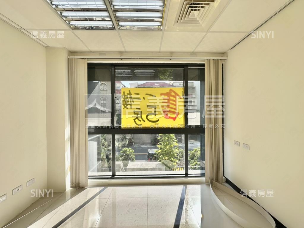 烏日裕國豐田９米面寬店面房屋室內格局與周邊環境