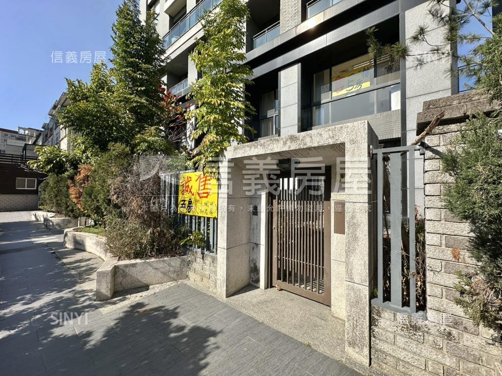 烏日裕國豐田９米面寬店面房屋室內格局與周邊環境