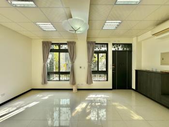 烏日裕國豐田９米面寬店面